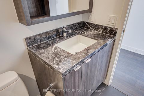 Photo 15 at 4801 - 125 Blue Jays Way, Waterfront Communities C1, Toronto