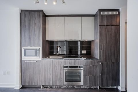 Photo 17 at 4801 - 125 Blue Jays Way, Waterfront Communities C1, Toronto