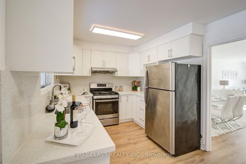 Photo 12 at 200 Mcnicoll Avenue, Hillcrest Village, Toronto