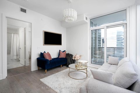 Photo 11 at 4303 - 10 York Street, Waterfront Communities C1, Toronto