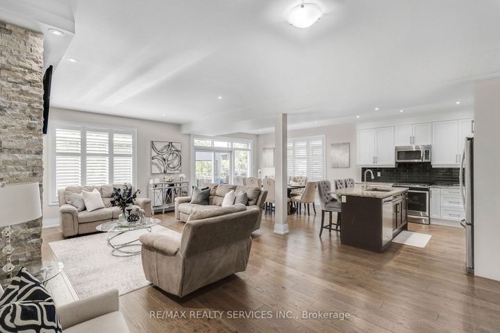 Photo 9 at 958 Beach Boulevard, Hamilton Beach, Hamilton