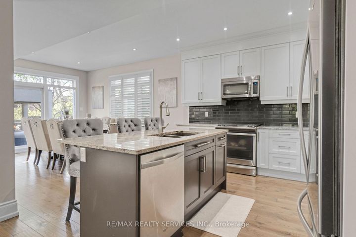 Photo 14 at 958 Beach Boulevard, Hamilton Beach, Hamilton
