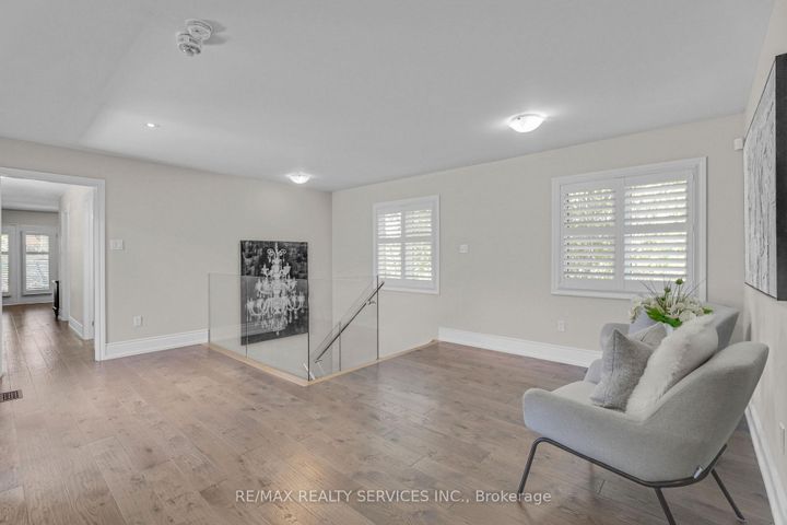 Photo 20 at 958 Beach Boulevard, Hamilton Beach, Hamilton