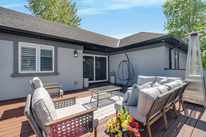 Photo 34 at 958 Beach Boulevard, Hamilton Beach, Hamilton