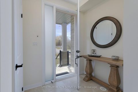 Photo 4 at 176 De La Roche Drive, Vellore Village, Vaughan