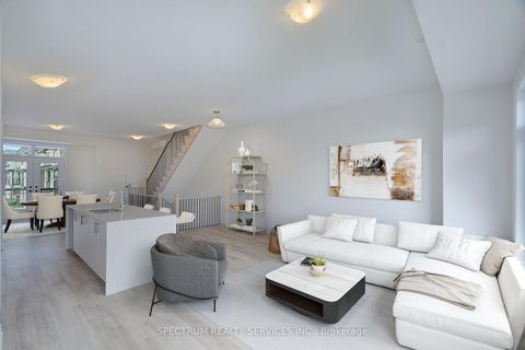 Photo 9 at 15 Archambault way, Vellore Village, Vaughan