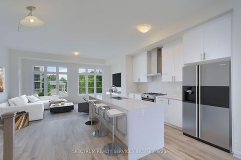 Photo 11 at 15 Archambault way, Vellore Village, Vaughan