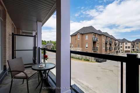 Photo 17 at 15 Archambault way, Vellore Village, Vaughan