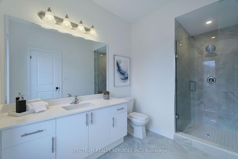 Photo 21 at 15 Archambault way, Vellore Village, Vaughan
