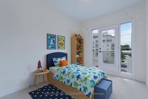 Photo 22 at 15 Archambault way, Vellore Village, Vaughan