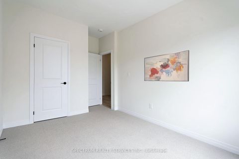 Photo 27 at 15 Archambault way, Vellore Village, Vaughan
