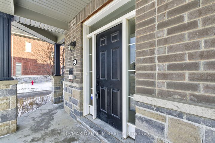 Photo 2 at 2 Pomarine Way, Credit Valley, Brampton