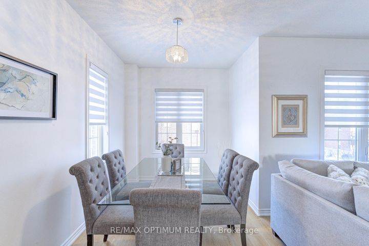 Photo 12 at 2 Pomarine Way, Credit Valley, Brampton