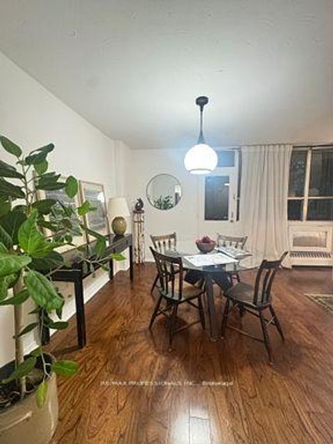 Photo 12 at 216 - 100 Coe Hill Drive, Swansea, Toronto