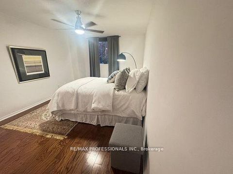 Photo 16 at 216 - 100 Coe Hill Drive, Swansea, Toronto