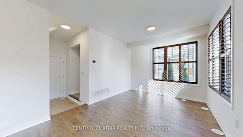 Photo 8 at 205 The Donway East, Don Mills, Toronto