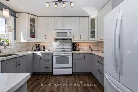 Photo 9 at 1103 Belle Aire Beach Road, Rural Innisfil, Innisfil