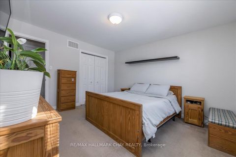 Photo 14 at 1103 Belle Aire Beach Road, Rural Innisfil, Innisfil