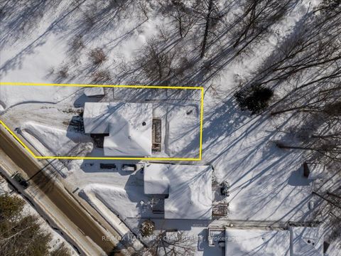 Photo 31 at 1103 Belle Aire Beach Road, Rural Innisfil, Innisfil