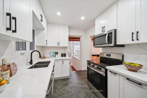 Photo 7 at 94 Castlewood Road, Lawrence Park South, Toronto