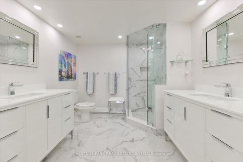 Photo 15 at 811 - 80 Front Street, Yonge Corridor, Toronto