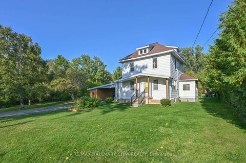 Photo 2 at 213 Dominion Drive, Stayner, Clearview