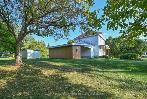 Photo 4 at 213 Dominion Drive, Stayner, Clearview