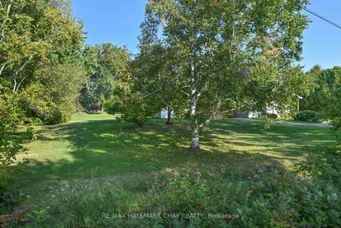 Photo 5 at 213 Dominion Drive, Stayner, Clearview