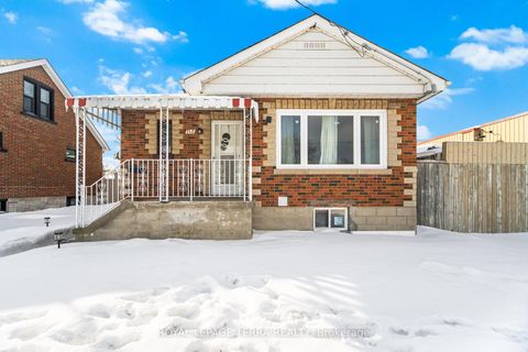 Photo 1 at 742 Ritson Road S, Lakeview, Oshawa