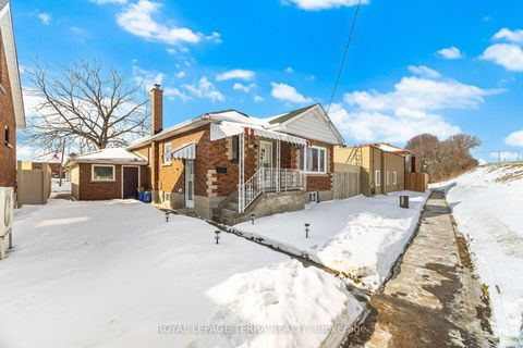 Photo 3 at 742 Ritson Road S, Lakeview, Oshawa