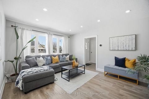 Photo 9 at 742 Ritson Road S, Lakeview, Oshawa