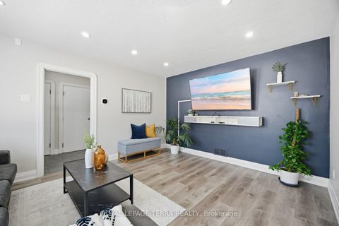 Photo 10 at 742 Ritson Road S, Lakeview, Oshawa