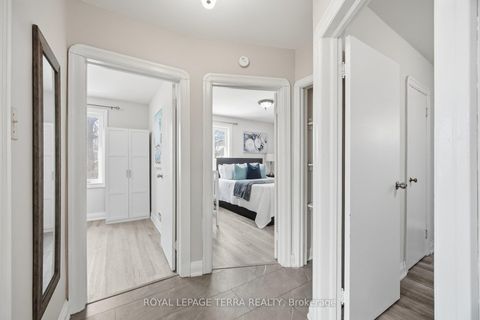 Photo 16 at 742 Ritson Road S, Lakeview, Oshawa