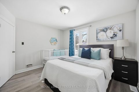 Photo 18 at 742 Ritson Road S, Lakeview, Oshawa