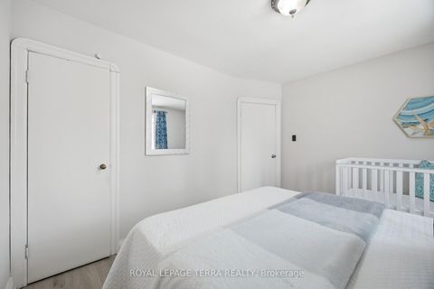 Photo 19 at 742 Ritson Road S, Lakeview, Oshawa