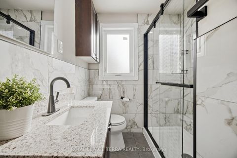 Photo 24 at 742 Ritson Road S, Lakeview, Oshawa