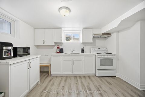 Photo 27 at 742 Ritson Road S, Lakeview, Oshawa