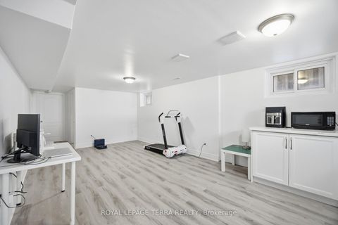 Photo 29 at 742 Ritson Road S, Lakeview, Oshawa