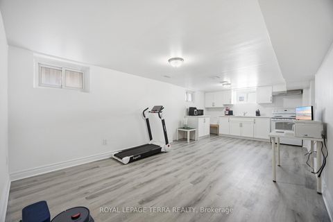 Photo 30 at 742 Ritson Road S, Lakeview, Oshawa