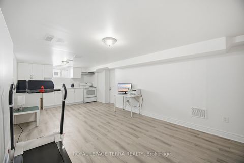 Photo 31 at 742 Ritson Road S, Lakeview, Oshawa