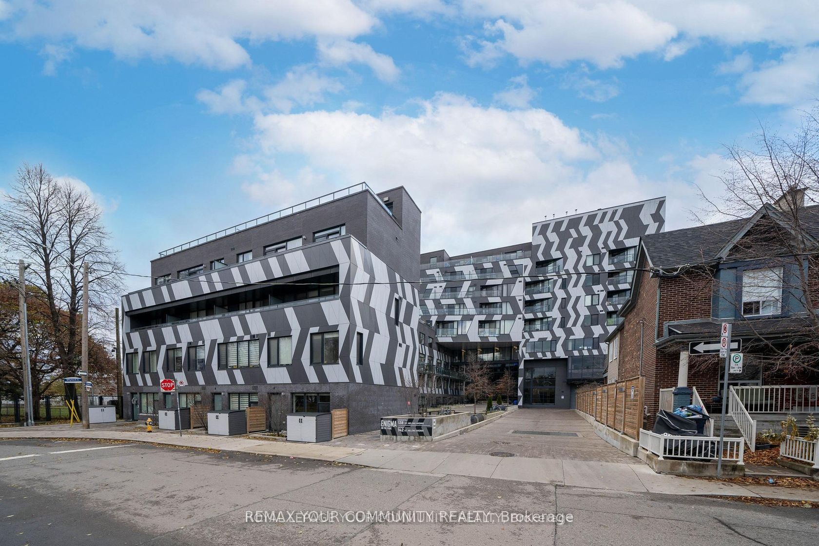 602 - 138 St.Helens Avenue, Dufferin Grove, Toronto 