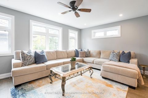 Photo 15 at 27 Garrett Crescent, North Shore, Barrie