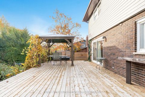 Photo 42 at 27 Garrett Crescent, North Shore, Barrie