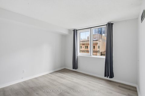 Photo 6 at 1103 - 25 Grenville Street, Bay Street Corridor, Toronto