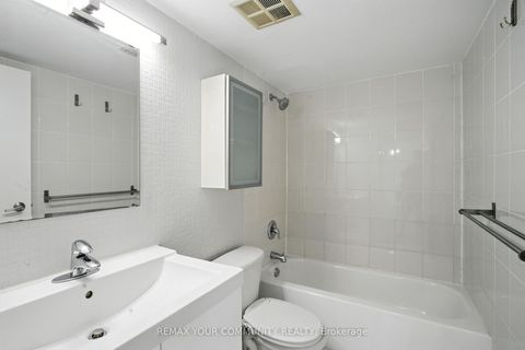 Photo 11 at 1103 - 25 Grenville Street, Bay Street Corridor, Toronto