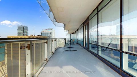 Photo 24 at 4406 - 1 Bloor Street E, Yonge Corridor, Toronto