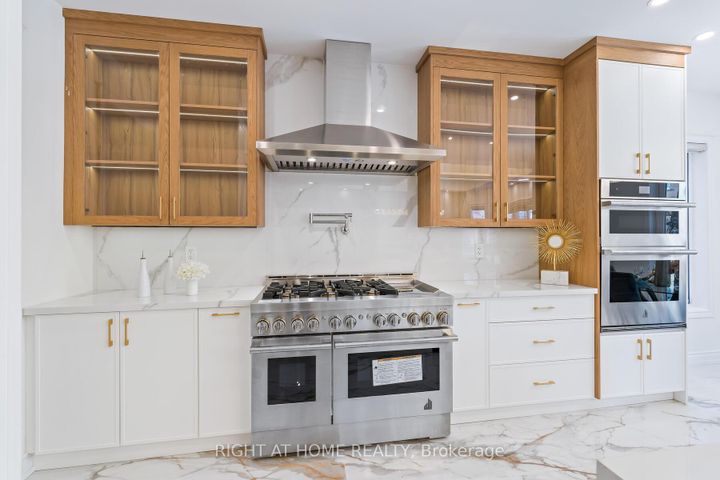 Photo 13 at 3352 Petrie Way, BR Bronte, Oakville