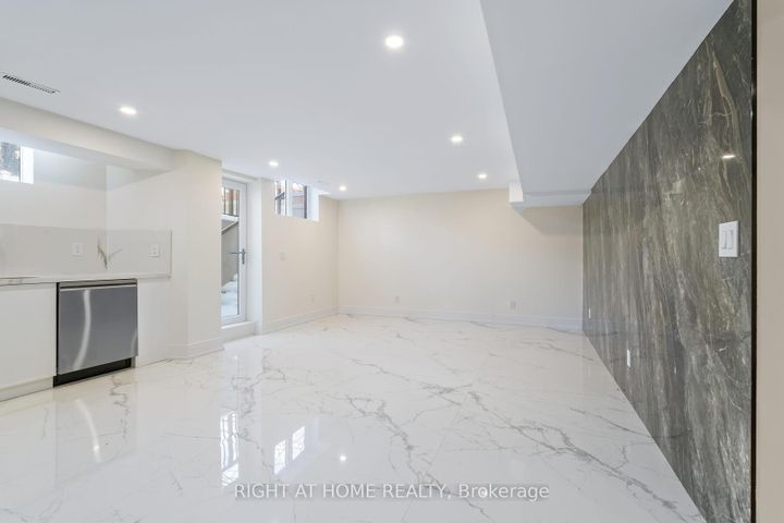 Photo 36 at 3352 Petrie Way, BR Bronte, Oakville