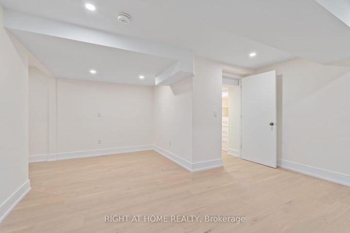 Photo 39 at 3352 Petrie Way, BR Bronte, Oakville