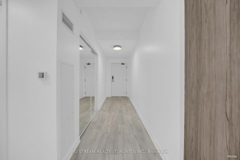 Photo 5 at 337 - 60 Princess Street, Waterfront Communities C8, Toronto